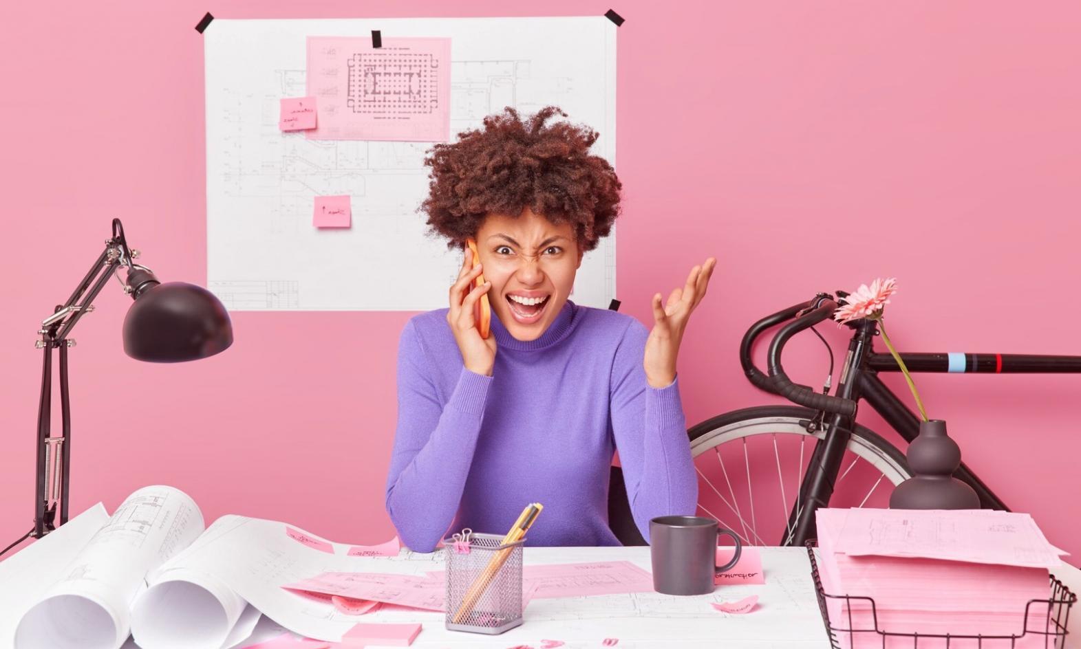 Teammitglied in professioneller Arbeitsumgebung